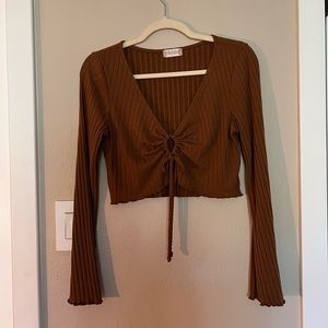 Brown long sleeve cropped shirt